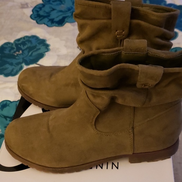 Booties - Picture 4 of 6